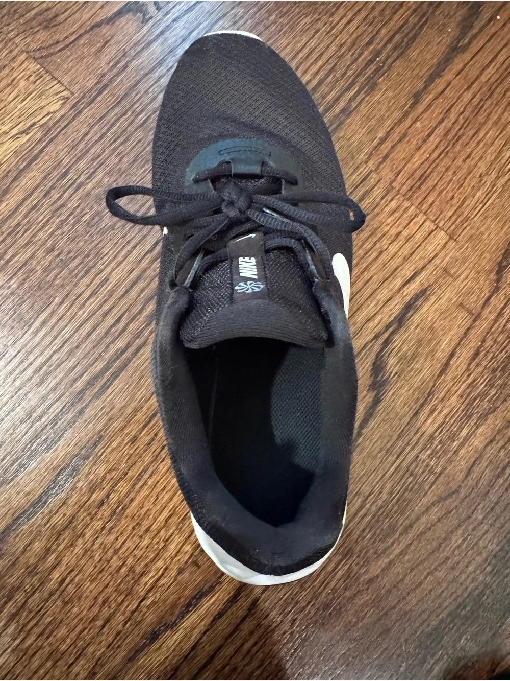 Nike lightweight black